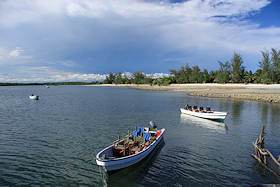 Peace and tranquility at Funzi Keys